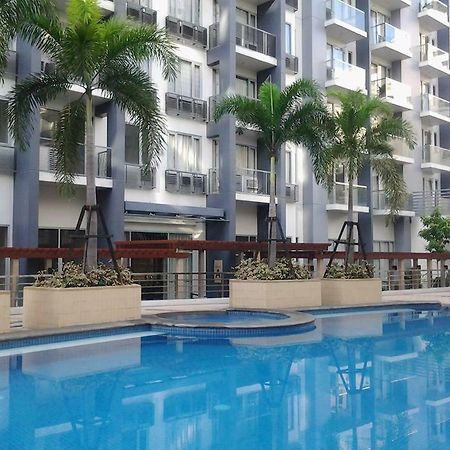 One Palm Tree Villas Manila Eksteriør bilde